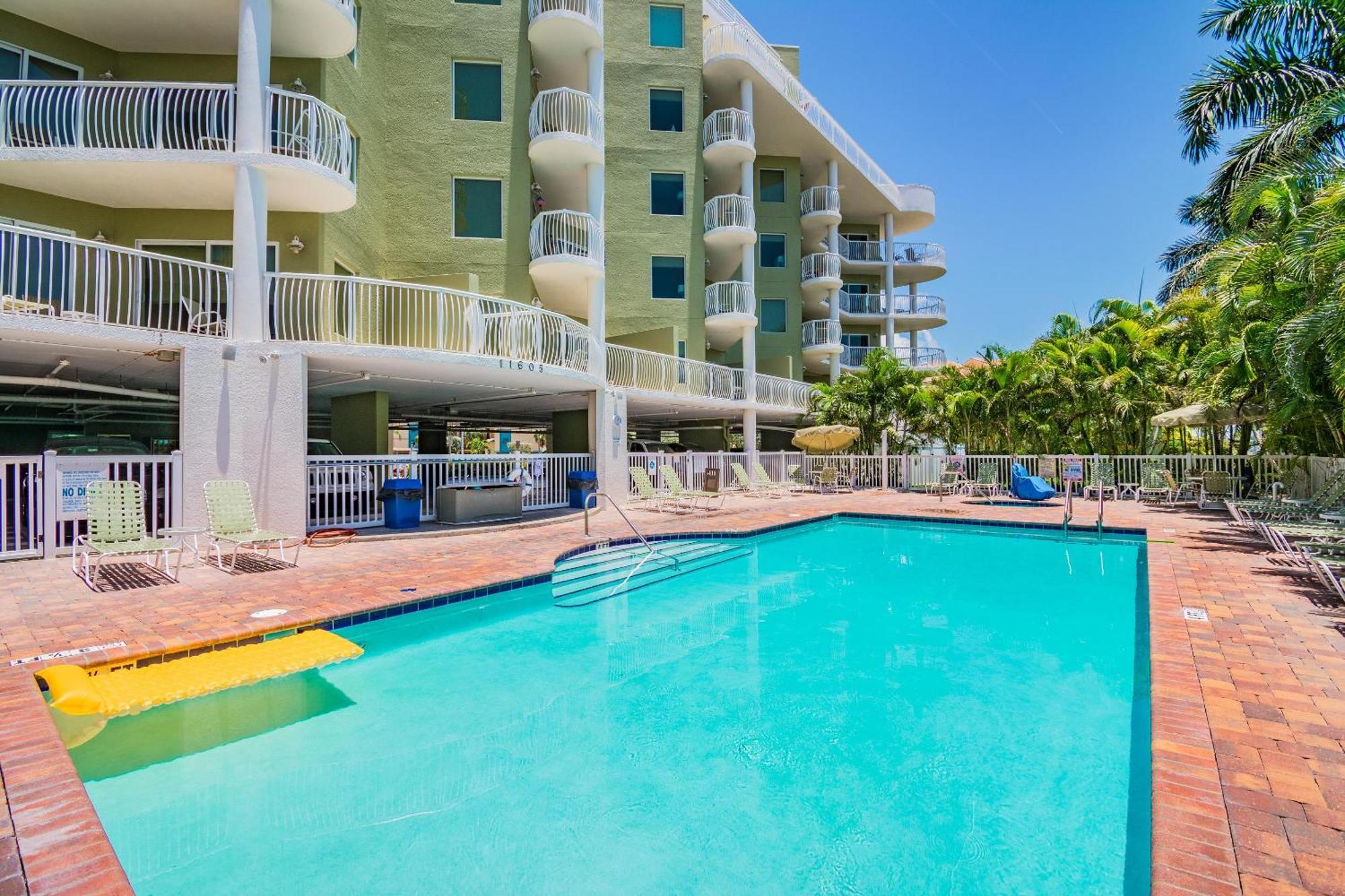 Crystal Palms 201- Cozy, Comfortable,&Convenient St. Pete Beach Exterior foto